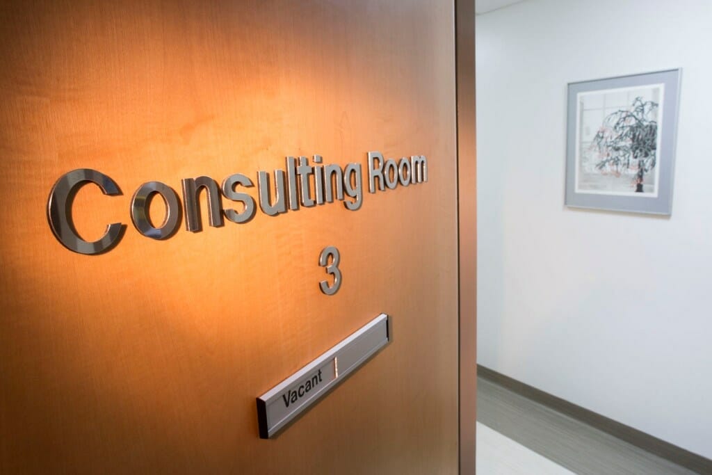 Consulting room 3 - Door (1)